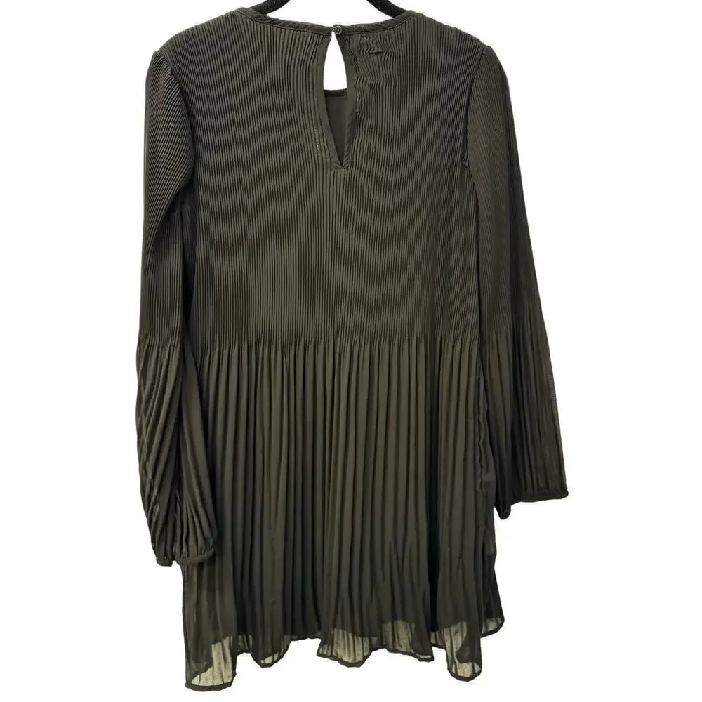 Beyond Words Medium Long Sleeves Pleated Mini Black Dress NWOT
